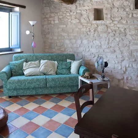 Agriturismo La Ghita בית חווה *