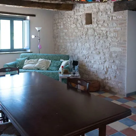 Agriturismo La Ghita בית חווה *